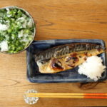菜飯と焼き塩鯖